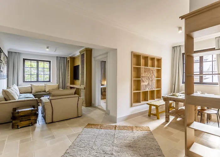 Castro Mesembria Boutique *