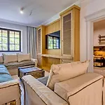 Castro Mesembria Boutique * נסבר