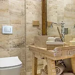 Castro Mesembria Boutique