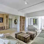 Castro Mesembria Boutique * נסבר