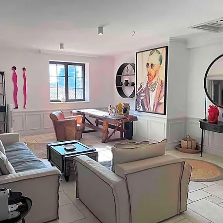 Castro Mesembria Boutique *