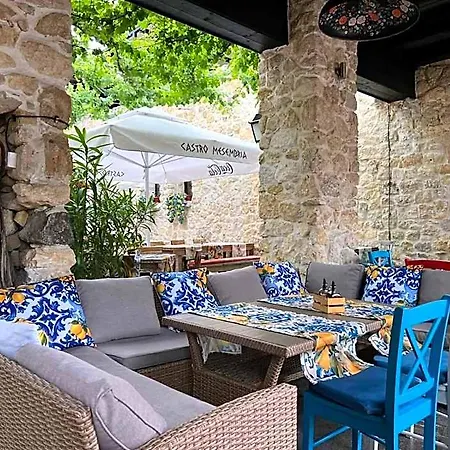 Castro Mesembria Boutique