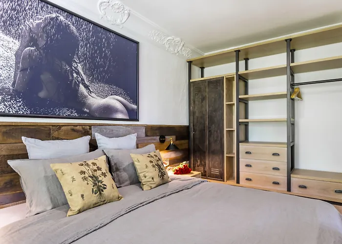 Castro Mesembria Boutique ネセバル